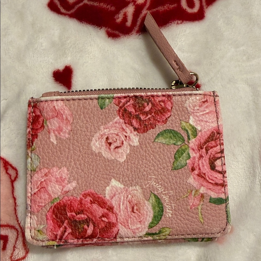 Juicy Couture rose floral wallet - Picture 2 of 3